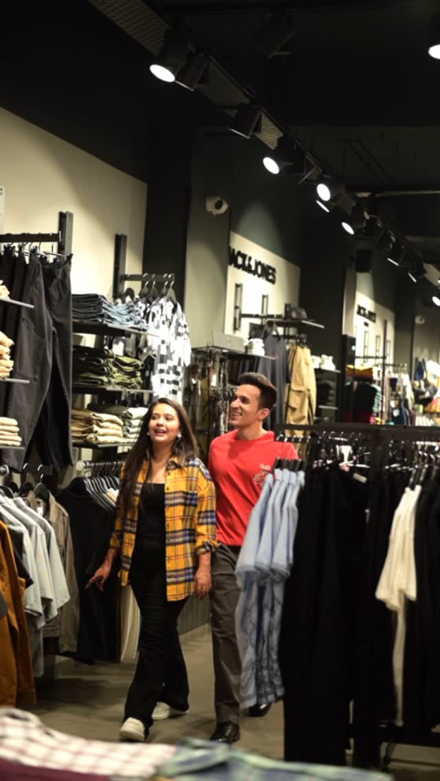 Instagram post by @thestreetstalkers for Vero Moda. Caption reads: #Collab

Ordinary styles for ordinary days? Not....