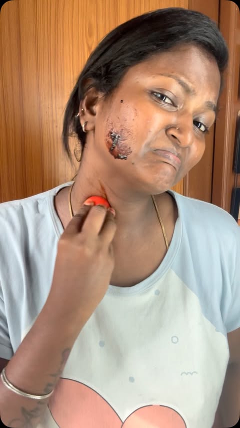 Instagram post by @shines_by_makhi for Nat Habit®. Caption reads: Comment “link” @amazon @nathabit.in #detan....