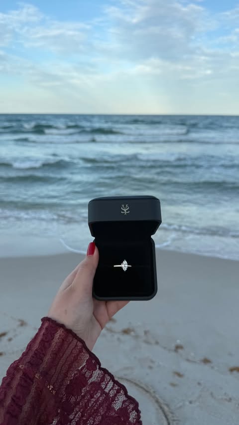 Instagram post by @_priyapradhan__ for SHE SAID YES Jewelry. Caption reads: [...] 💍 #shesaidyes💍 #shesaidyesjewelry....