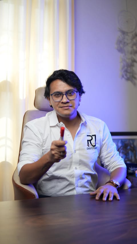 Instagram post by @dietitianrajatjain for GRITZO. Caption reads: [...] and inconsistent performance.

I recommend....