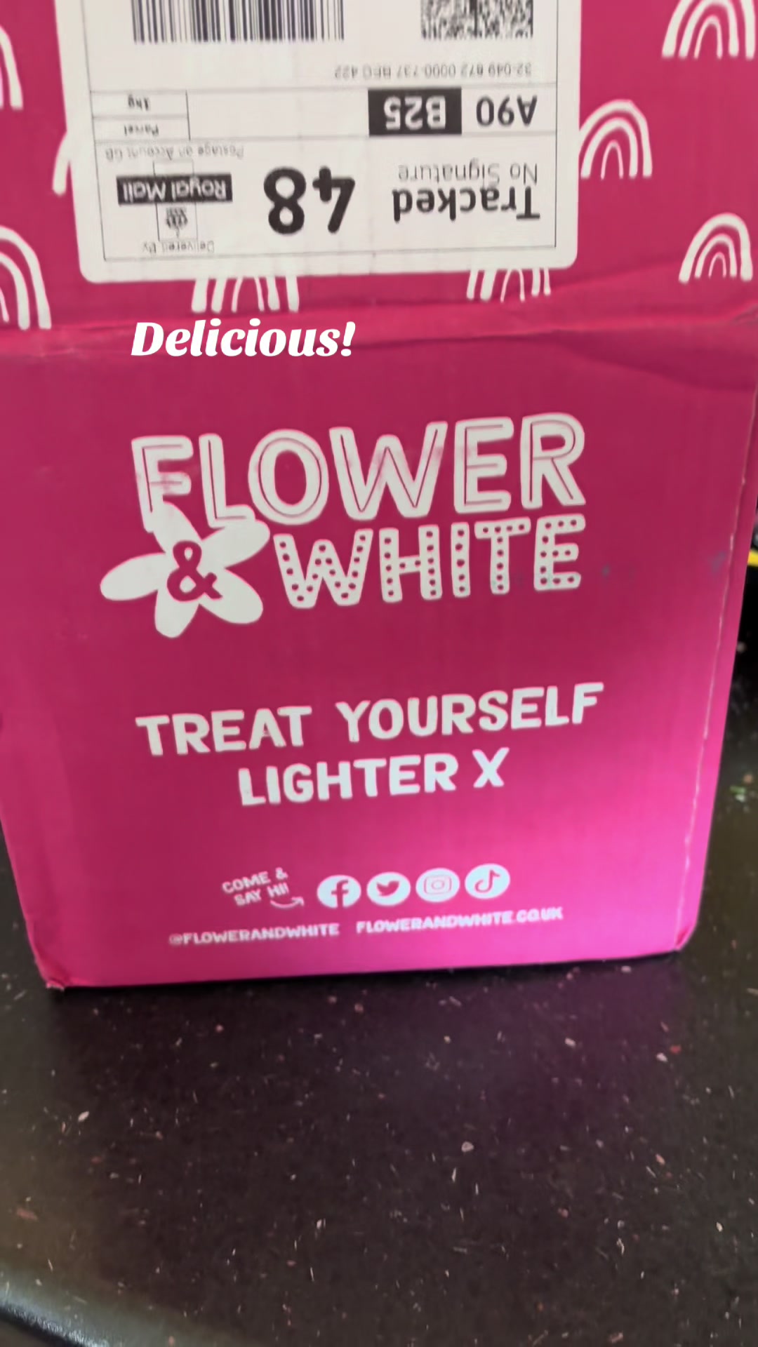 TikTok post by @gildo1825 for Flower & White. Caption reads: #delicious @Flower & White.