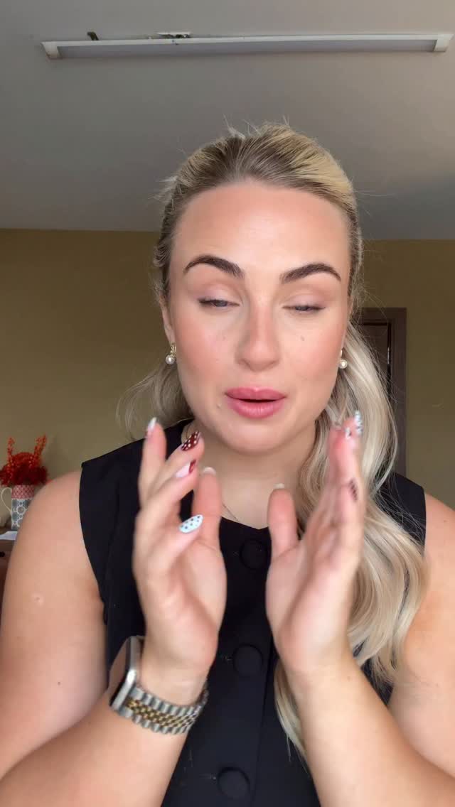 Instagram post by @laurengavigan for BPerfect Cosmetics. Caption reads: [...] go and check it out on @bperfectcosmetics -....