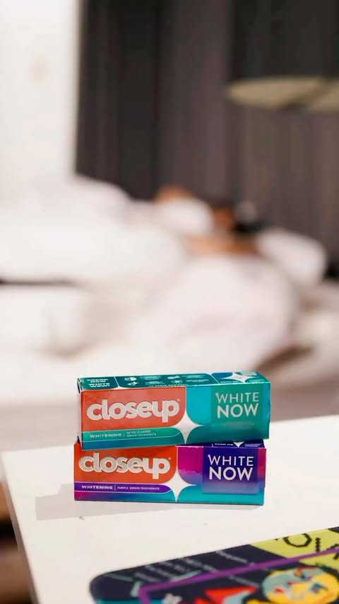Instagram post by @donny for Closeup. Caption reads: [...] secret to a bright and white smile? Try....