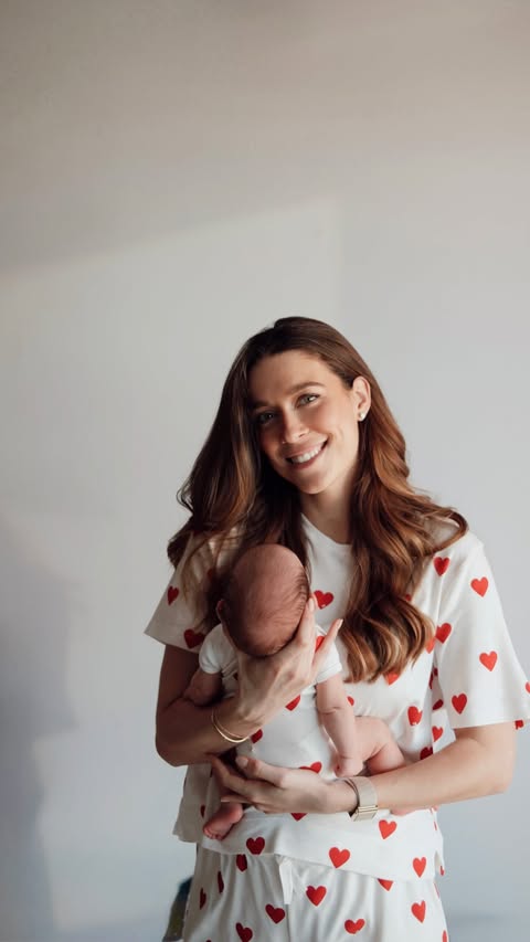 Instagram post by @charlottetolottaleclerc for Momcozy. Caption reads: Morning routine with @momcozy 🍼🤍 -15% OFF code:....