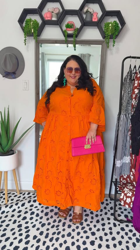 Instagram post by @curvy_chronicles for Ulla Popken. Caption reads: [...] GOOD. 🧡🩷🩵 This colourful look from....