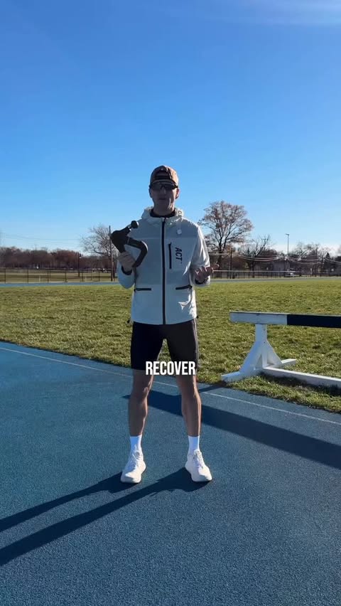 Instagram post by @marcelfloruss for Therabody. Caption reads: The new @therabody Theragun prime: a gift for the....