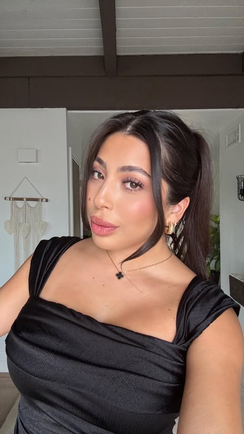 Instagram post by @athenabreaux for Popilush. Caption reads: I love Popilush clothing! So comfortable to wear....