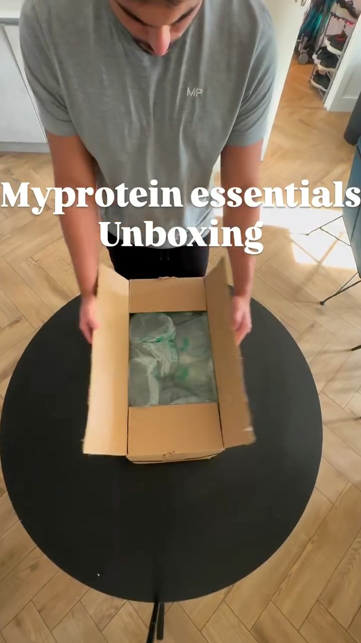 Instagram post by @a.ssuli for Myprotein ME. Caption reads: ⁨	⁨	Myprotein impact week!!

السويت بانتس مره....