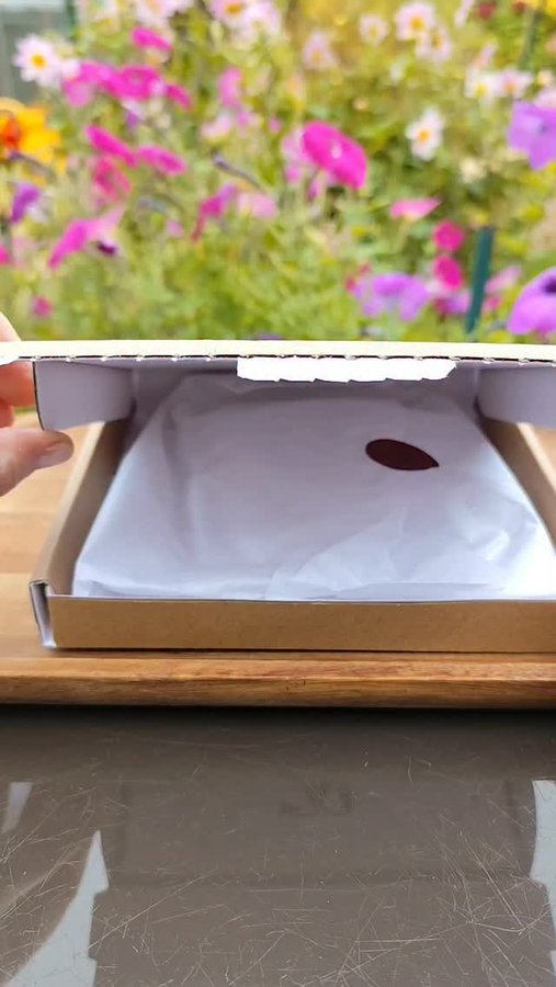 Instagram post by @like_it_or_not_beauty_reviews for Jewells. Caption reads: [...] recently became an ambassador for....