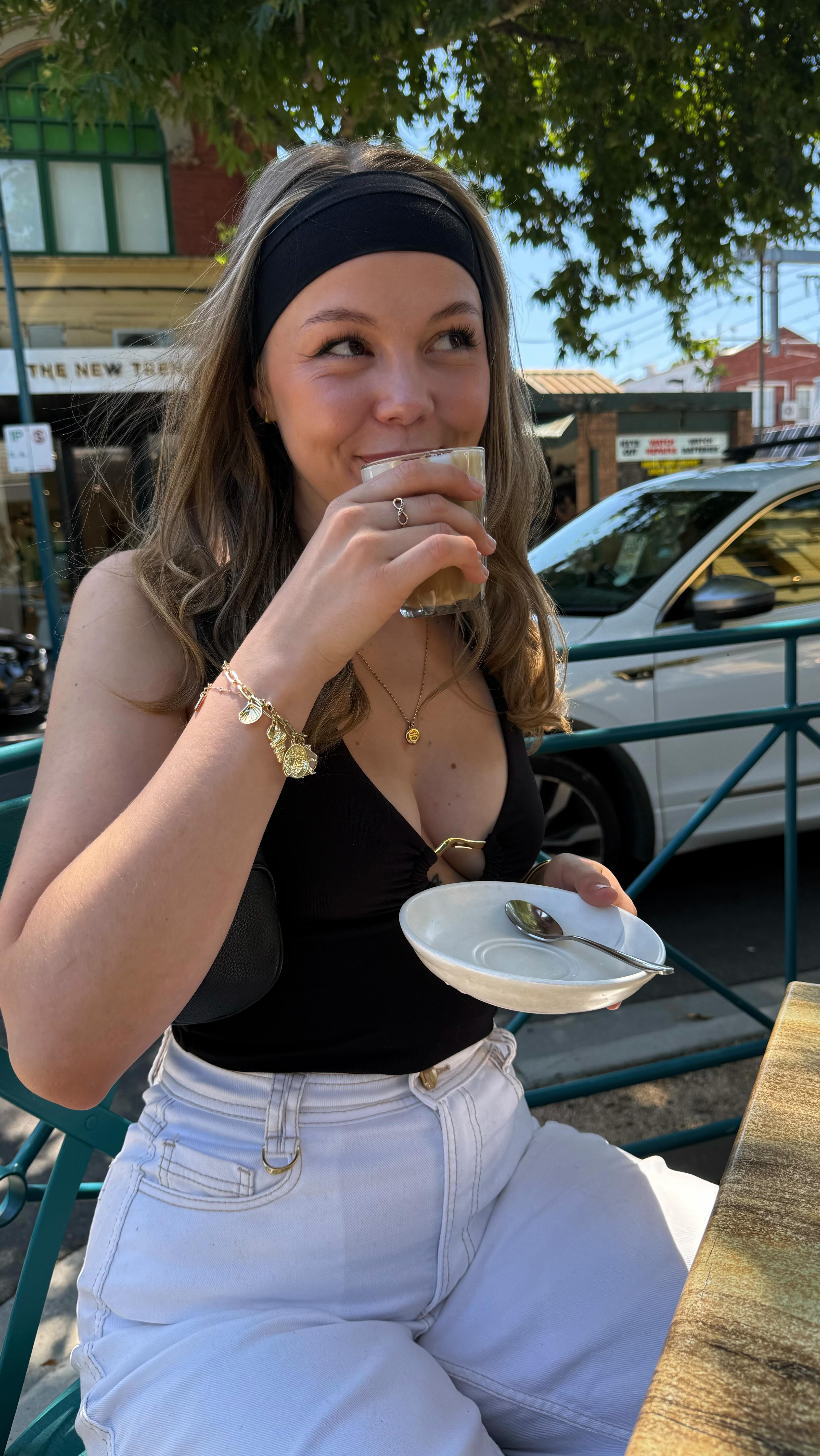 Instagram post by @ashell1209 for PEPPERMAYO. Caption reads: [...] my suitcase for Sri Lanka....