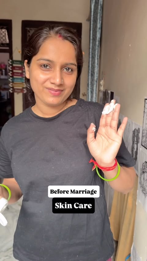 Instagram post by @komal_katariya67 for Jovees Herbal. Caption reads: [...] before marriage Comment for 🔗 Link....