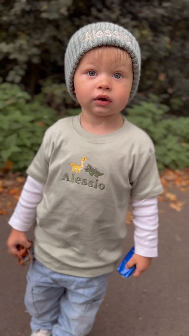 Instagram post by an influencer for Mabel & Fox. Caption reads: dinos but make it cute 🦕 new personalised....