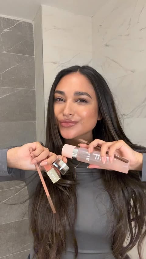 Instagram post by @dannagarcia_ce for CAIA Cosmetics. Caption reads: CAIA‘s Black Week is LIVE! 🖤 | AD/ Anzeige 

Up....