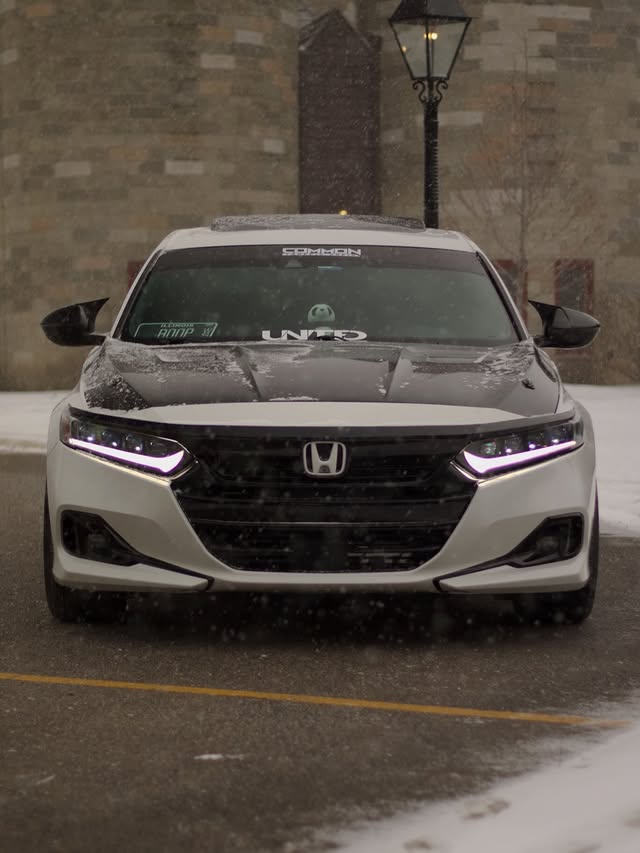 Instagram post by @mediabydamien for Full Throttle Addicts. Caption reads: snowy shots hit different 😮‍💨 🏎️ Carclub -....