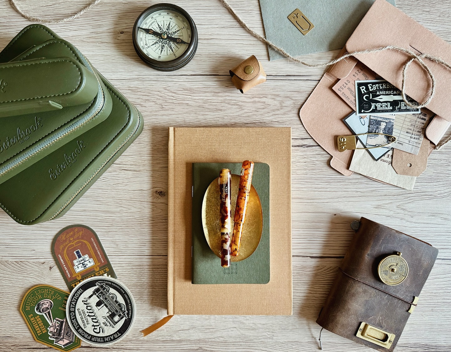 Instagram post by @thepapervoyager for Esterbrook Pens. Caption reads: [Anzeige | Ad]

Little joys for everyday carry -....