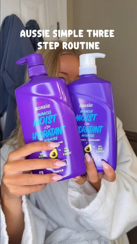 Instagram post by @alexapaee for Aussie Hair. Caption reads: [...] some much needed love with my simple....