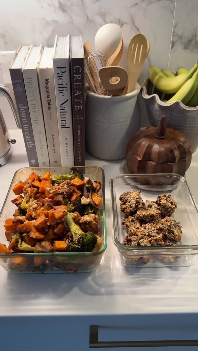 Instagram post by @kaylieestewart for Ritual. Caption reads: My non negotiables for my prepping pregnancy....