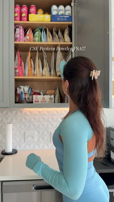 Instagram post by @melanierazz_ for Clean Simple Eats. Caption reads: CSE Protein Powder PSA!!!🤍 @cleansimpleeats code....