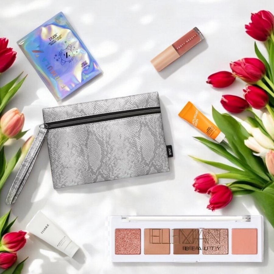 Instagram post by @glowdaily__ for Saturday Skin. Caption reads: 🍦@ipsy #glambag for the month of November is....