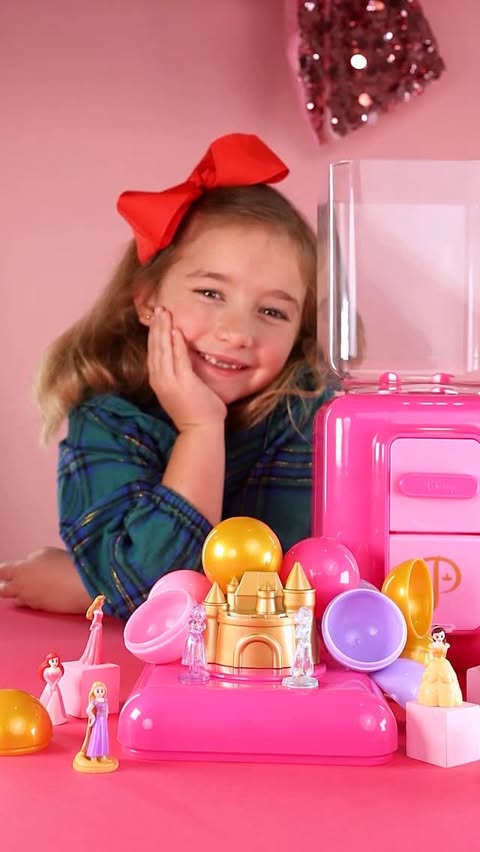 Instagram post by @lulu__make for FAO Schwarz. Caption reads: In partnership with @faoschwarz With every turn, a....