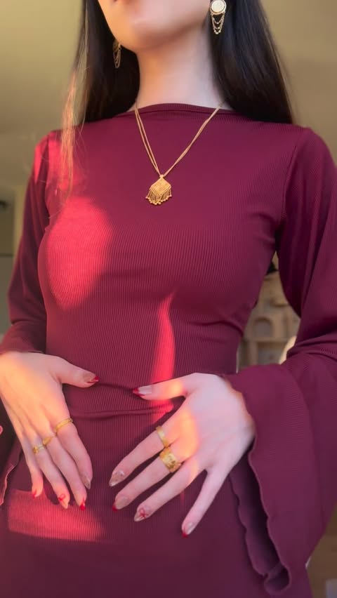 Instagram post by @rubat0sis_official for Nominal. Caption reads: Christmas nails 🎄

All jewellery from @nominal....