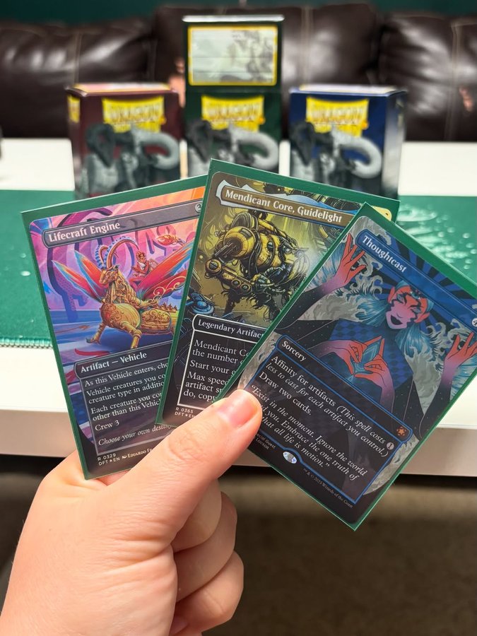 Instagram post by @girlpodmtg for Dragon Shield. Caption reads: [...] without glare in my favorite colors!....