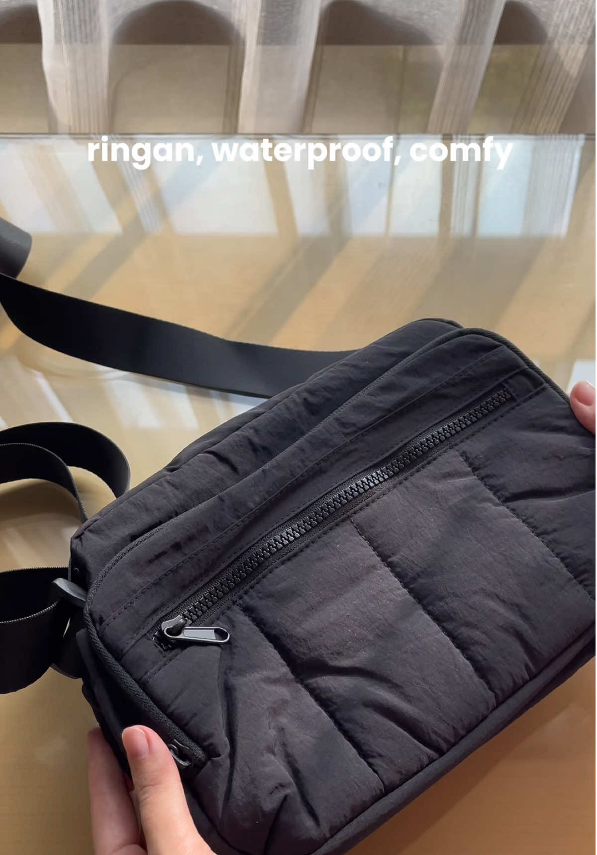 TikTok post by @vallerinalie for Bagsmart. Caption reads: [...] simple dan fungsional dari @BAGSMART....