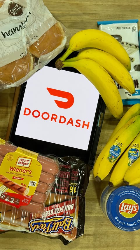 Instagram post by an influencer for DoorDash. Caption reads: #DoorDashPartner #DASHGROCERY Life gets [...].