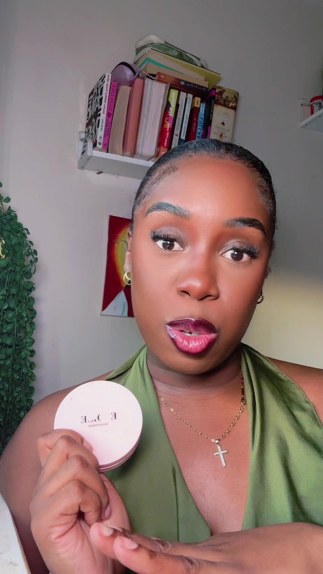 TikTok post by @kelechiceri1 for ELOISE BEAUTY. Caption reads: [...] Essential. Blur out powder from @Eloise....