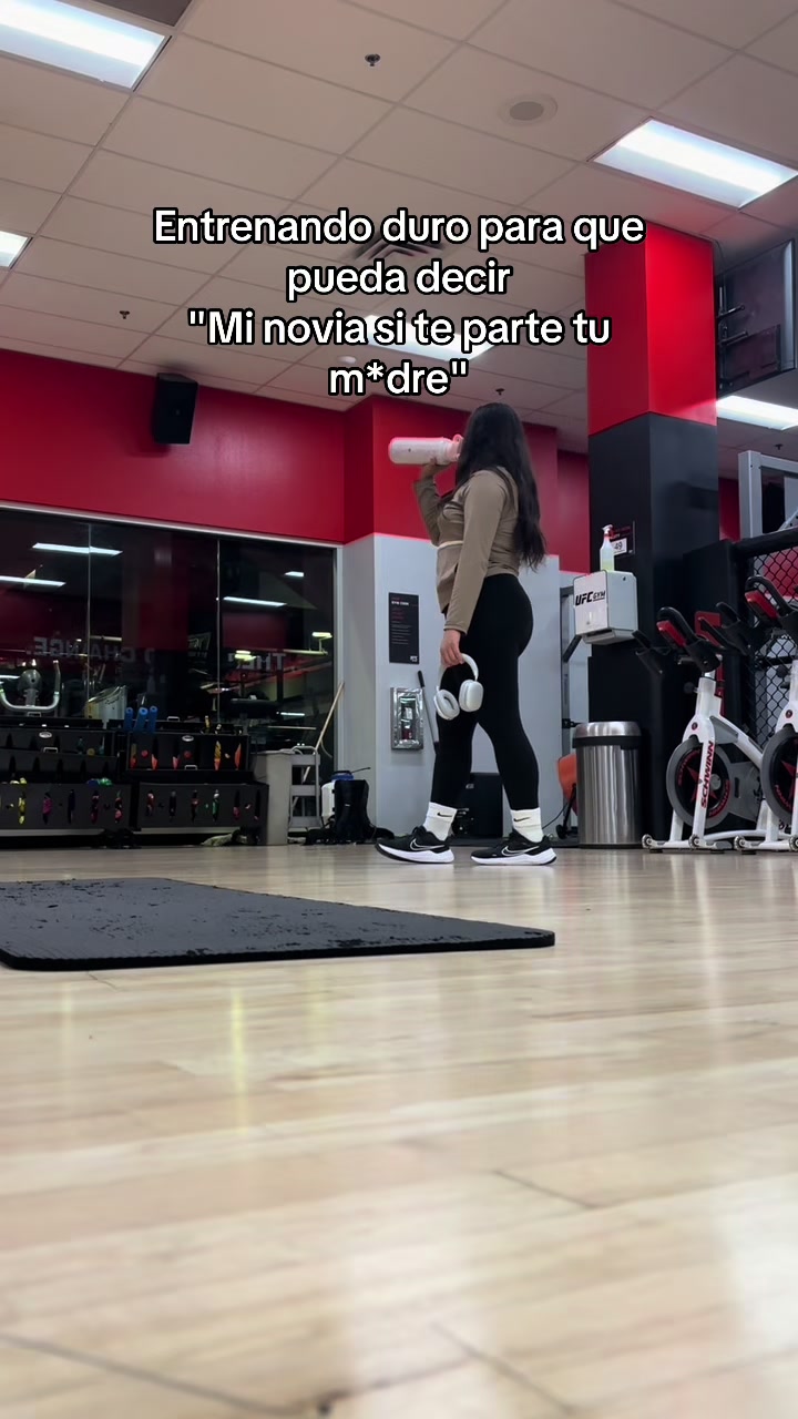 TikTok post by @by.morgan.lopez for Picun. Caption reads: Que mis @Picun US siempre me acompañen 🙏🏻✨....