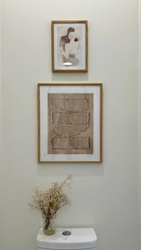 Instagram post by @lamaisonencampagne for Poster Store. Caption reads: [...] the difference ✨

Art prints & frames....