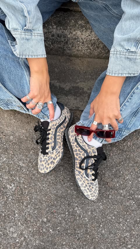 Instagram post by @stylingemilybeaney for Vans. Caption reads: I ❤️ leopard print, @schuh @vans_europe new....