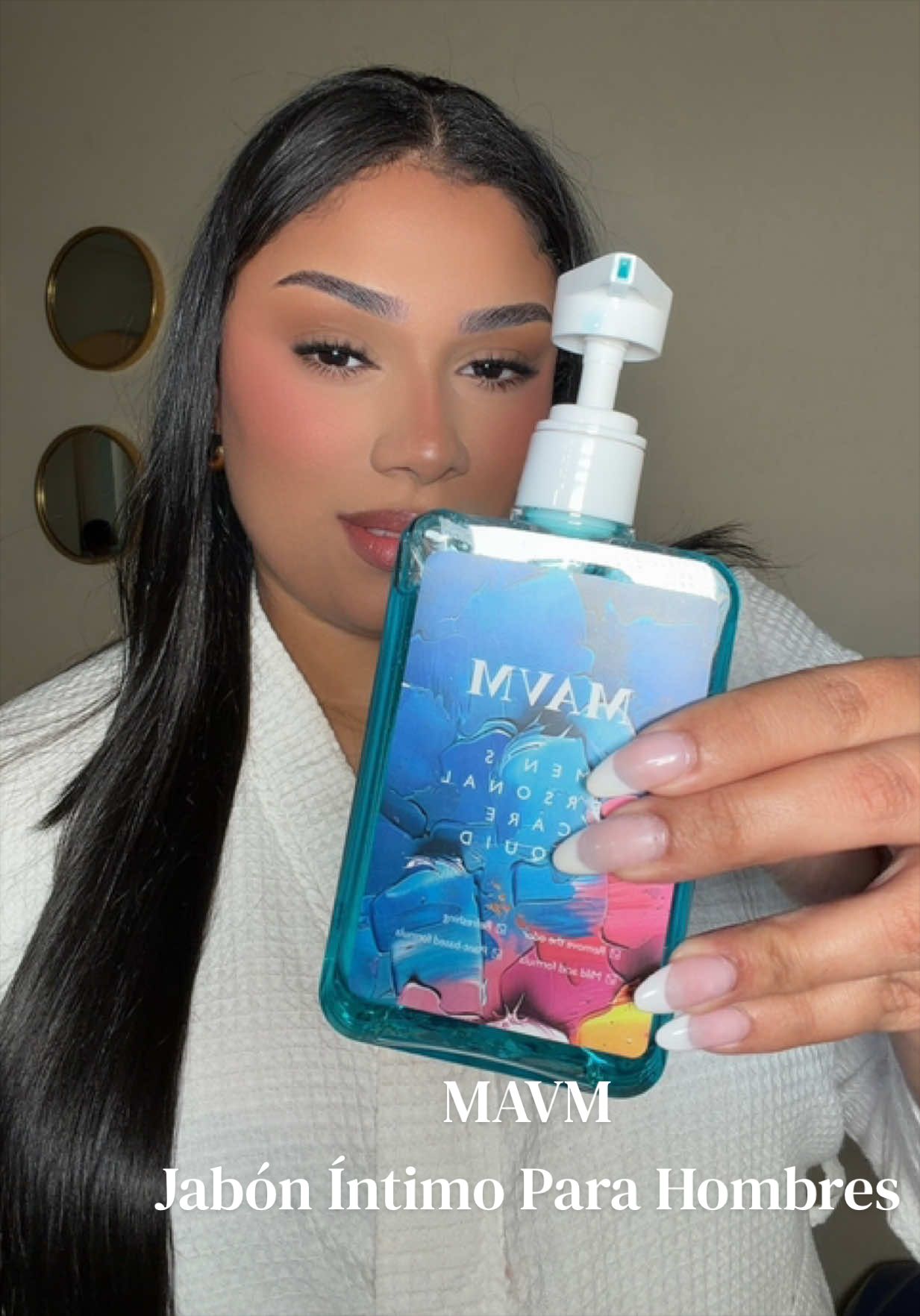 TikTok post by @milyybeauty for MAVM. Caption reads: [...] tu hombre no huela rico en todo momento.....
