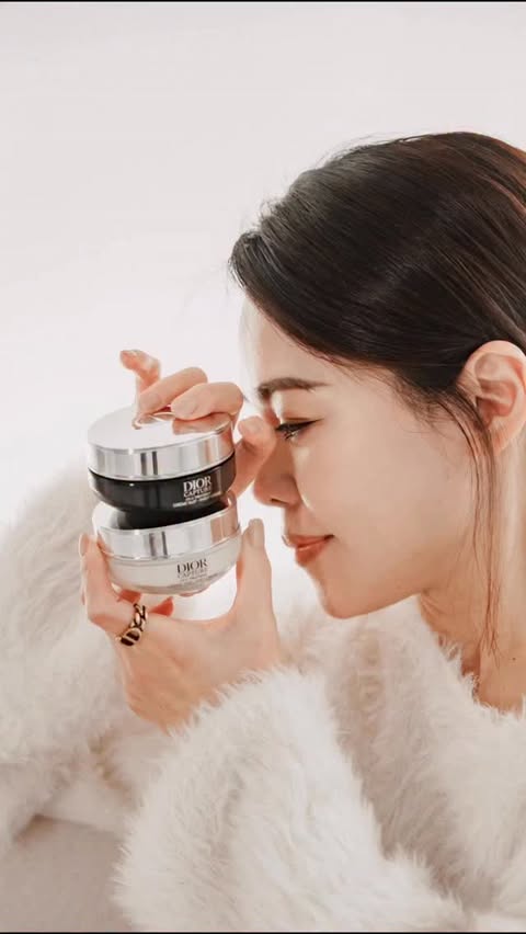 Instagram post by @joyace2003 for Dior. Caption reads: [...]....