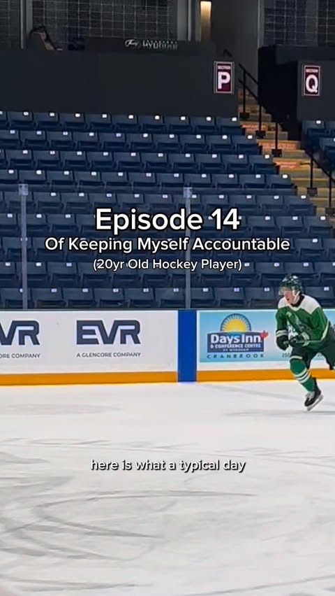 Instagram post by @samlyne_ for HockeyShot. Caption reads: [...] SAMLYNE for extra discount Checkout....