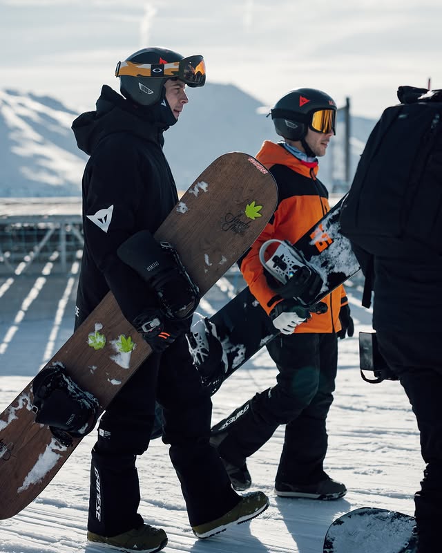 Instagram post by @vr46ridersacademyofficial for Dainese. Caption reads: 🏂⛷️🏎️❄️🥶

@daineseofficial #dainese #snowdemons.