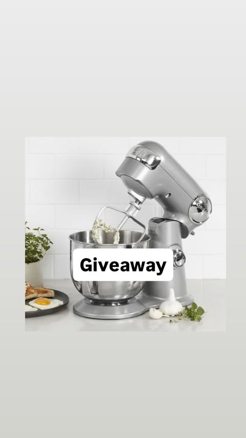 Instagram post by @baiti_ana for Cuisinart. Caption reads: 🎉 GIVEAWAY TIME! 🎉
✨Closed✨
Winner: @shj8.5 
I’m....