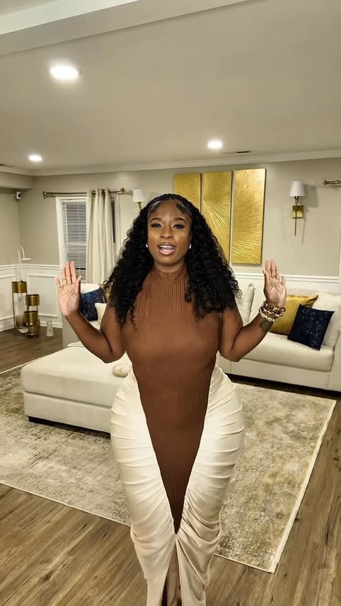 Instagram post by @sunasia for Brabic. Caption reads: [...] at the same time 🤍 This bodysuit from....