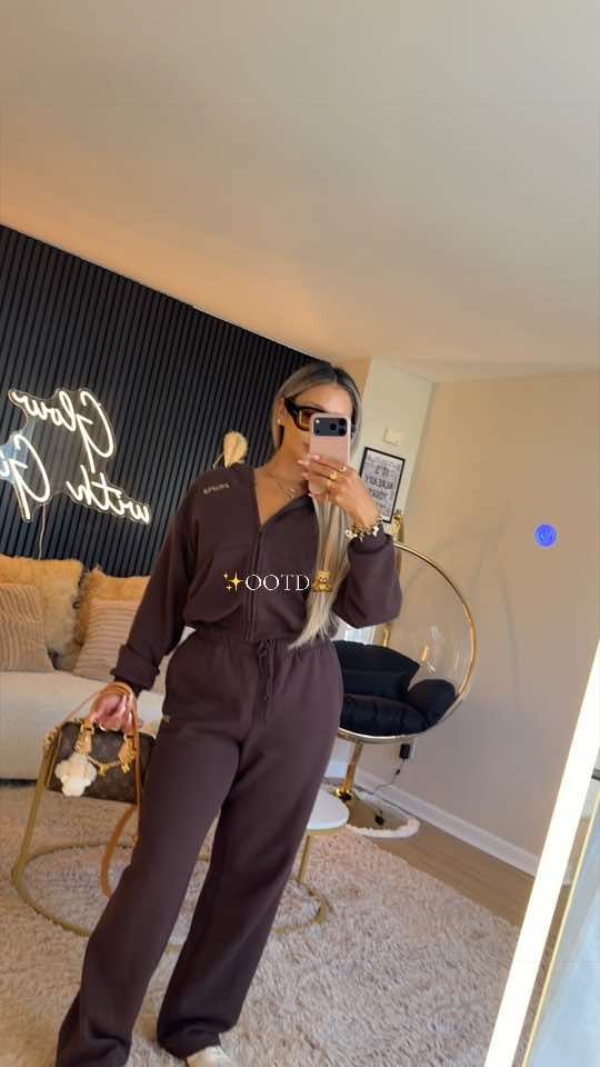 TikTok post by @giniglow for Skims. Caption reads: 🧸✨Skims Set • Both Size S #skims [...].