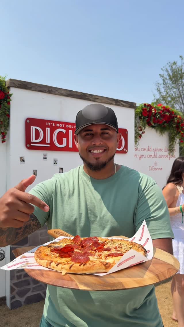 Instagram post by @goodbytes_bychris for DiGiorno. Caption reads: #DiGiornoPartner Trying the new @digiorno Wood....