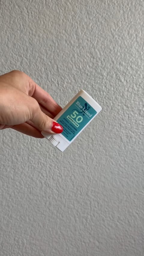 Instagram post by @chelseyamaro for Blue Lizard Australian Sunscreen. Caption reads: Everything that comes with us for a summer day out....