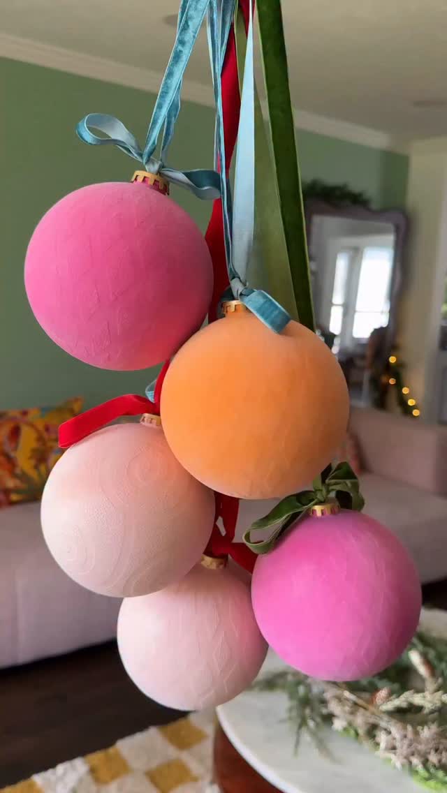 Instagram post by @luciamallea for Krylon. Caption reads: DIY upcycle old plain ornaments with just a little....