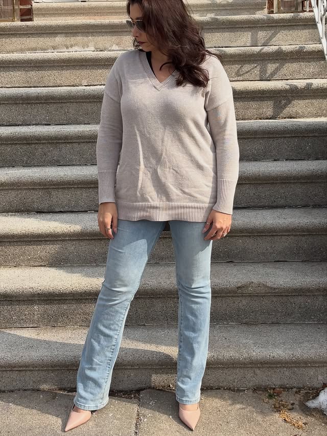 Instagram post by @mislaychristians for Influenster. Caption reads: [...] it every time. 🤍 #effortlessstyle....