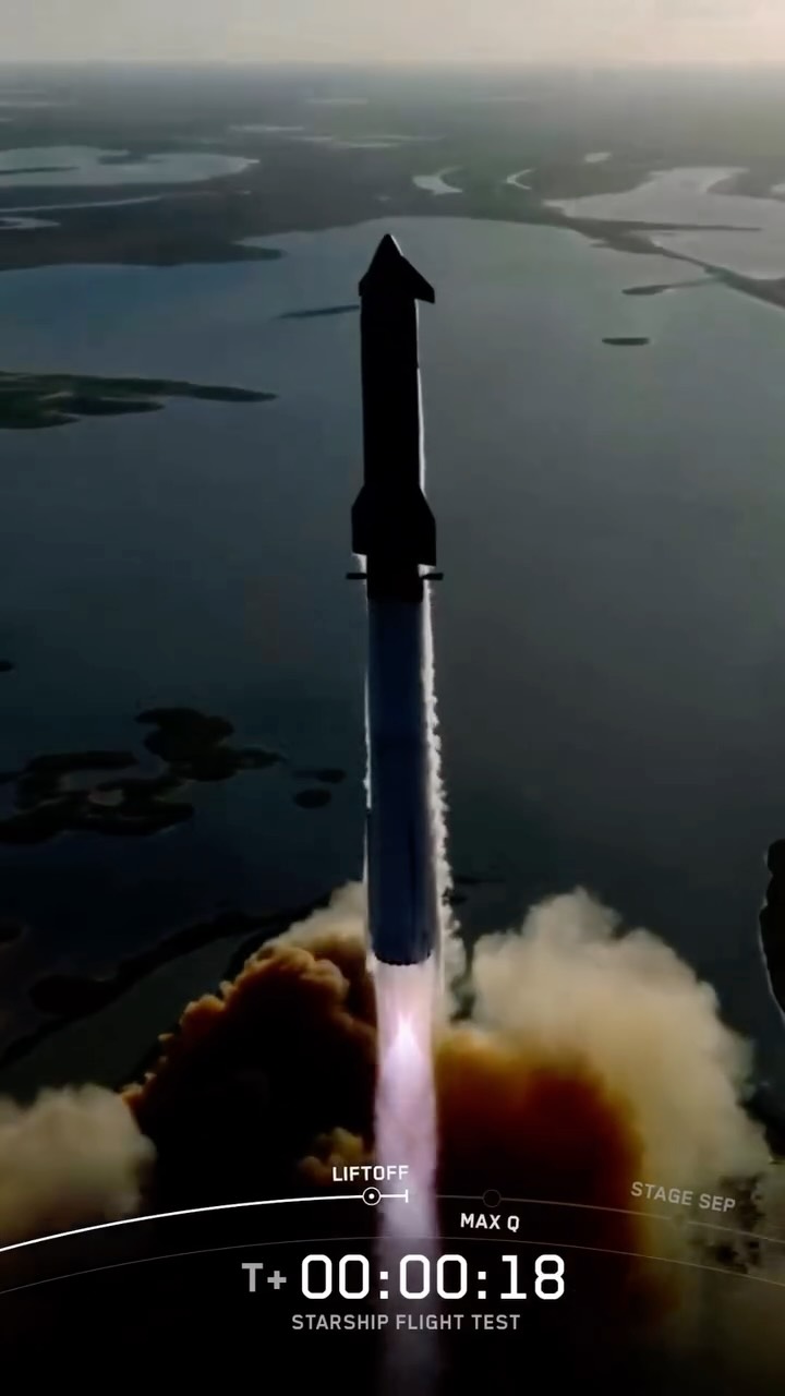 Instagram post by @spacex_spacenews for SpaceX. Caption reads: Liftoff of Starship Flight 11! Credit....