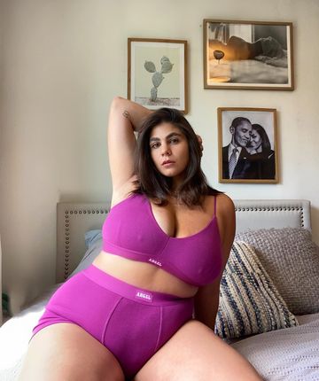 Instagram post by @bellelevy for rue21. Caption reads: There is no better compliment than “you smell....