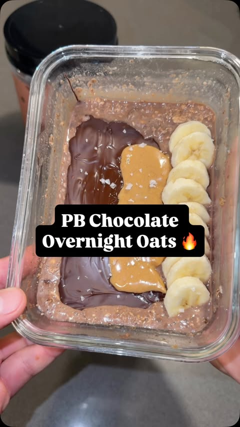 Instagram post by @apexmandan for Naked Nutrition. Caption reads: [...] oats using Naked Oats from @nakednutrition....