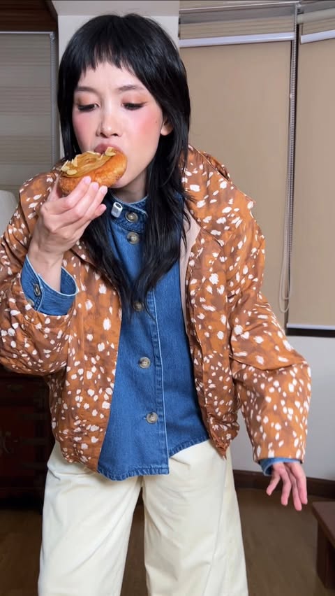 Instagram post by @maronnecruz for Krispy Kreme Doughnuts. Caption reads: turning fall @krispykremeph flavors into fall fits....