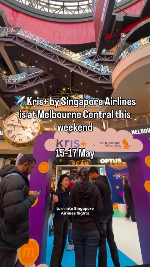 Instagram post by @melbournesights for Singapore Airlines. Caption reads: @krisflyer.official by @singaporeair has popped up....