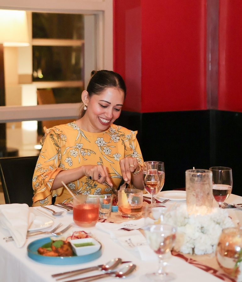 Instagram post by @suchanabera for Woodford Reserve. Caption reads: [...] with the rich, nuanced flavours of Woodford....