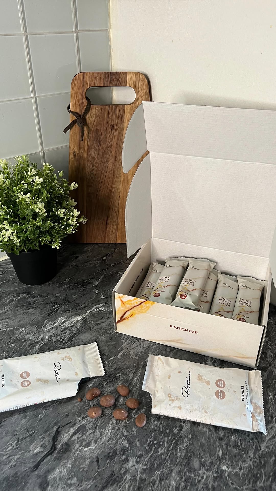 Instagram post by @melinaohr for Protein.com. Caption reads: Använd ”MELINA25” för 25% off ordpris💜
Grymma....